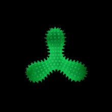 Charger l'image dans la galerie, Bud'z Jouet en caoutchouc lumineux pour chien - Triskel à pointes - Vert - 16 cm