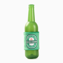 Load image into Gallery viewer, Hugsmart "Boozy Tailz" Jouet en caoutchouc & tissu craquant pour chien - Heinecanine
