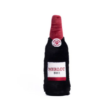 Load image into Gallery viewer, Jouet pour chien peluche Zippy Paws - Bouteille de vin rouge