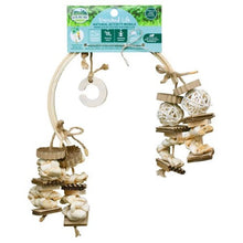 Load image into Gallery viewer, Oxbow Enriched Life - Centre interactif pour rongeur - Mobile d'activités naturelles à suspendre