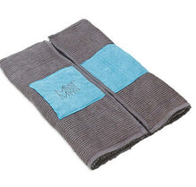 Charger l'image dans la galerie, Messy Mutts Tapis de séchage et serviette en microfibre avec poches pour les mains