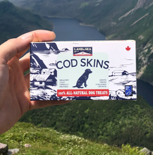 Charger l'image dans la galerie, Land & Sea Gâteries Pour Chien, Peau De Morue Séchée, Coupée, 10x50gr