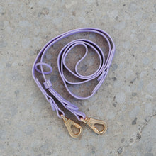 Charger l'image dans la galerie, Dexypaws Laisse "Mains Libre" imperméable pour chien - Lilas - 6 pieds
