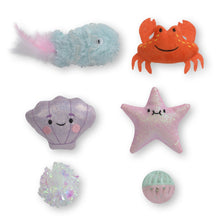 Load image into Gallery viewer, Jouet Catit pour chats - Créatures de la mer - Paquet de 6
