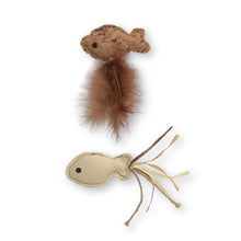 Load image into Gallery viewer, Jouet Catit pour chats - Poissons avec raphia et plumes - Paquet de 2
