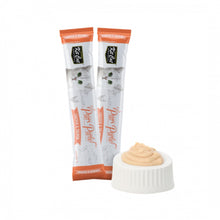 Charger l'image dans la galerie, Kit Cat Purr Purées - Poulet et saumon
