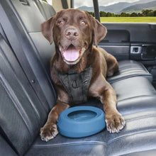 Charger l&#39;image dans la galerie, Kurgo Bol à eau en silicone pour voiture anti éclaboussures Wander, Bleu
