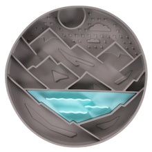 Charger l&#39;image dans la galerie, Messy Mutts Bol d&#39;alimentation en silicone - Gris à motif de montagnes
