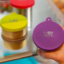 Charger l&#39;image dans la galerie, Messy Mutts couvercle en silicone pour conserves, Violet
