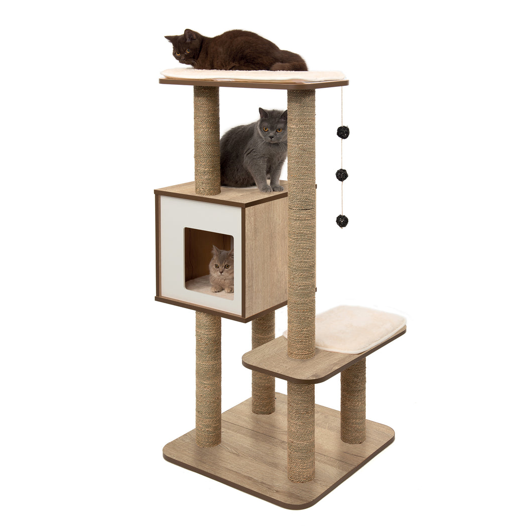 Meuble High Base Vesper, chêne, 56 x 56 x 121,5 cm (22 x 22 x 48,8 po)