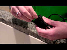 Charger et lire la vidéo dans la visionneuse de la Galerie, Drinkwell Mini fontaine pour animaux
