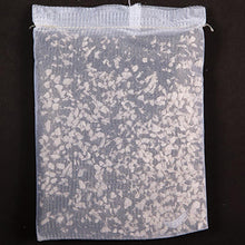 Charger l&#39;image dans la galerie, Masse filtrante Zeo-Carb Fluval - Boutique Le Jardin Des Animaux -Masse FiltranteBoutique Le Jardin Des Animauxa1490
